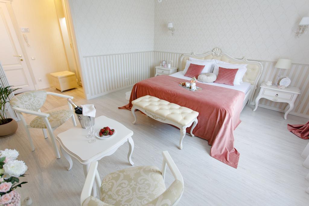 Apartment Royal With Jacuzzi Sumy